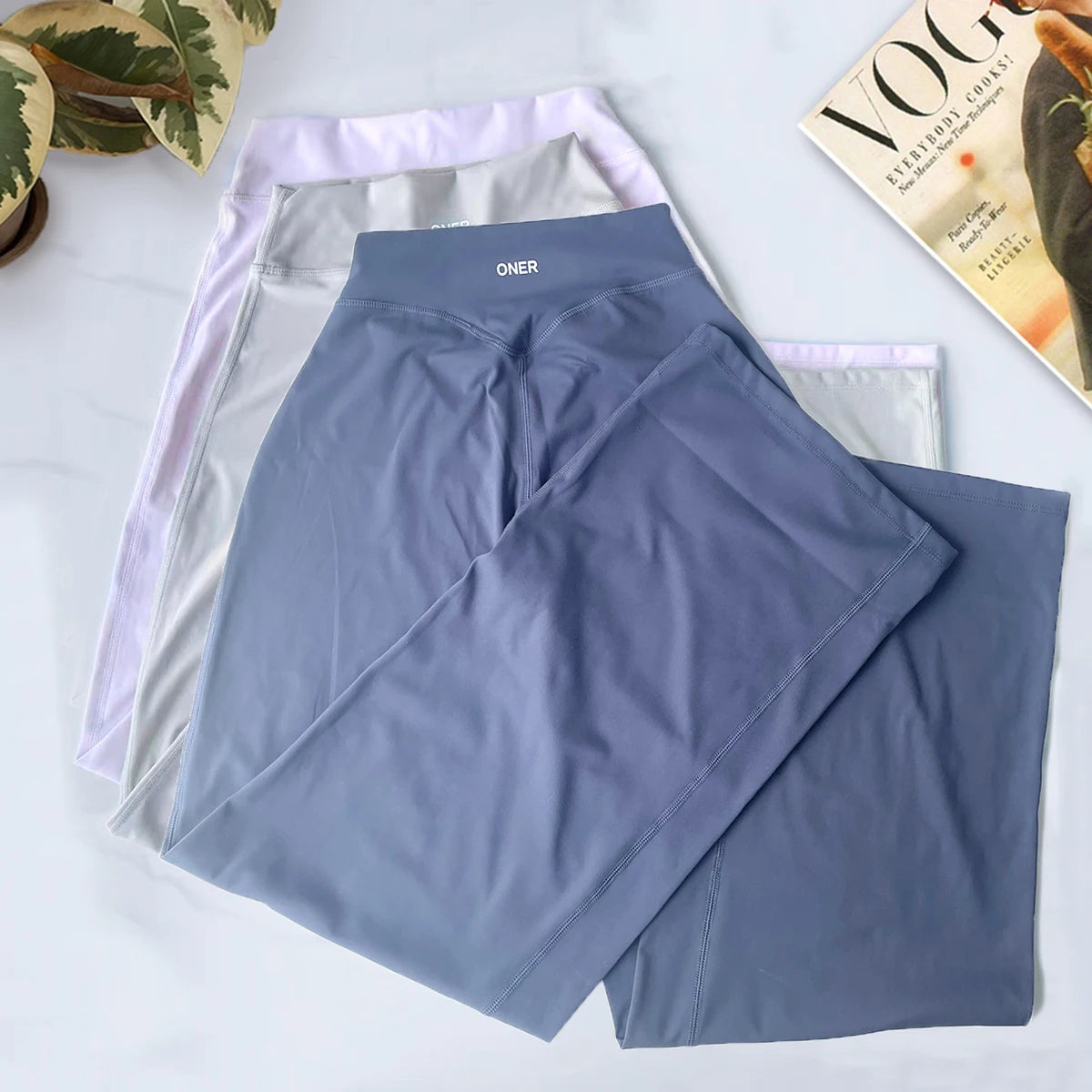 Flared Yoga Leggings Damen – Weitbein, atmungsaktiv, nahtlos