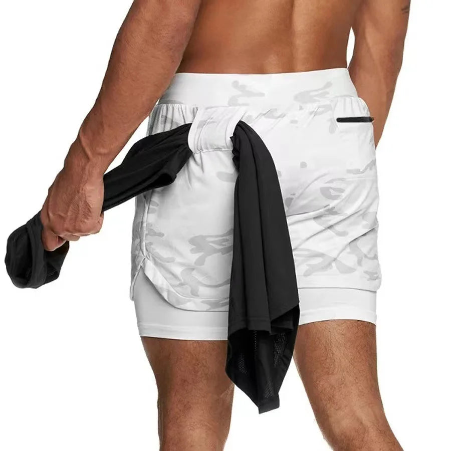LaufWerk TrailShorts Camo – 2-in-1 Running & Fitness Shorts für Herren