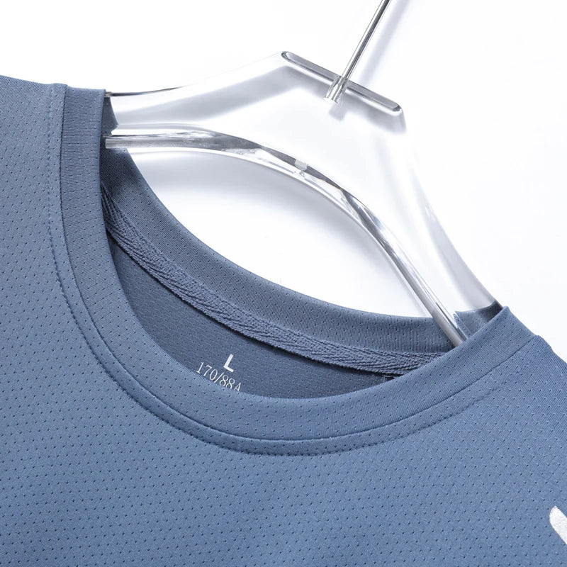 LaufWerk ActiveTee Pro – Atmungsaktives Kurzarm Sport-Shirt für Herren | Sommer