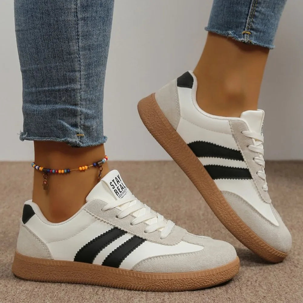 LaufWerk AirStep Stripe – Leichte atmungsaktive Sneaker für Damen | Plus Size