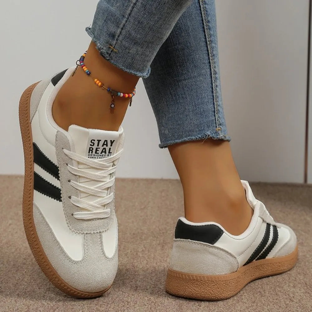 LaufWerk AirStep Stripe – Leichte atmungsaktive Sneaker für Damen | Plus Size