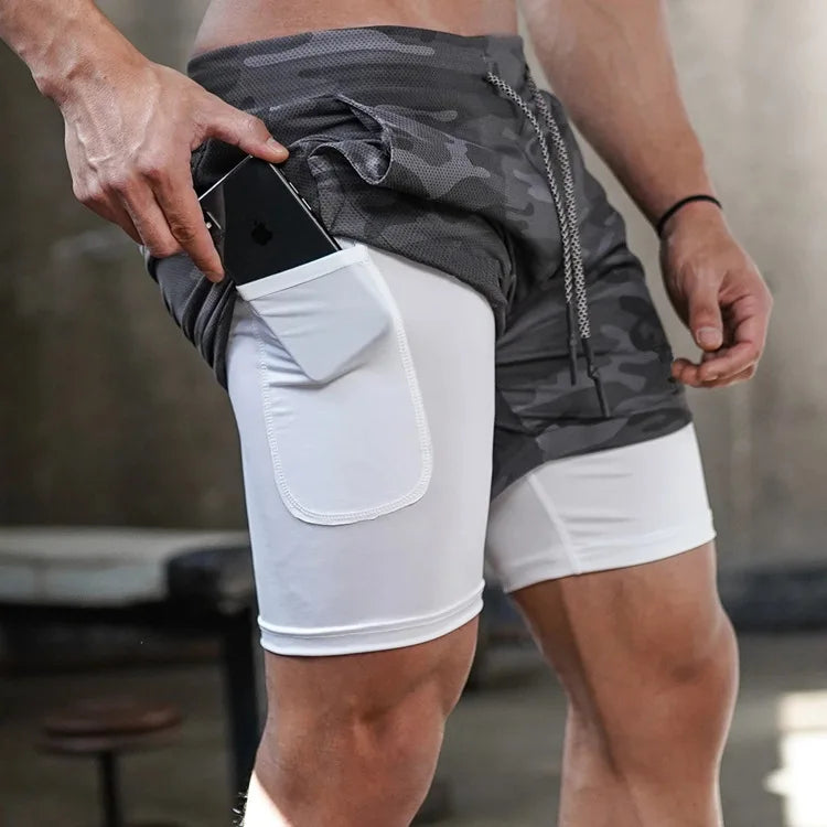 LaufWerk TrailShorts Camo – 2-in-1 Running & Fitness Shorts für Herren
